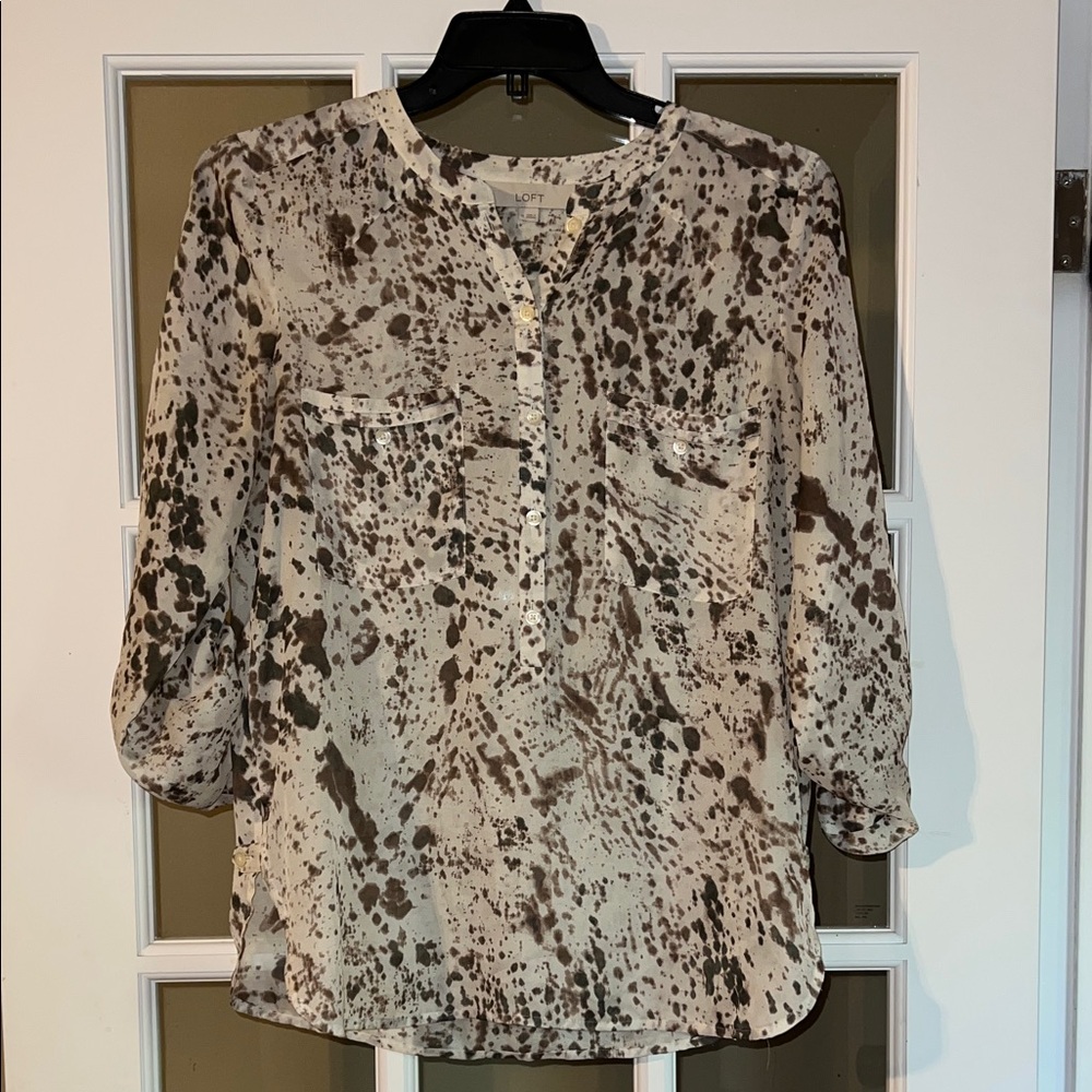 LOFT Cream and Brown Speckled Button-Front Tunic